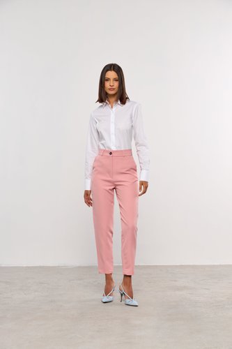 Calça Feminina Cenoura de Alfaiataria Rosa Claro