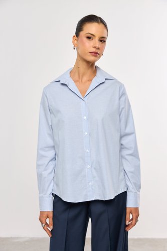 Camisa Feminina Ampla com Ombro Deslocado Listrada Azul