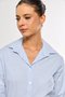 Camisa Feminina Ampla com Ombro Deslocado Listrada Azul
